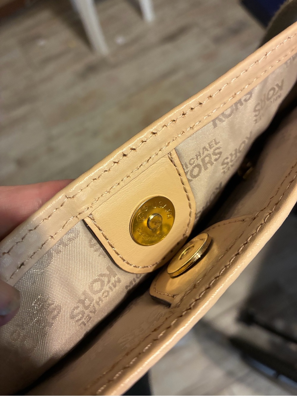 Michael Kors Slim Shiney Gold Crossbody With Canvas Strap - Picture 4 of 16